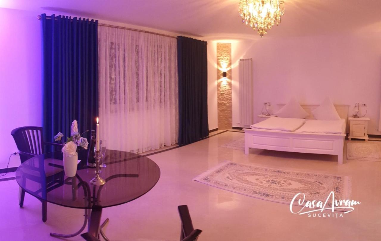 Hotel Casa Avram à Sucevita Extérieur photo