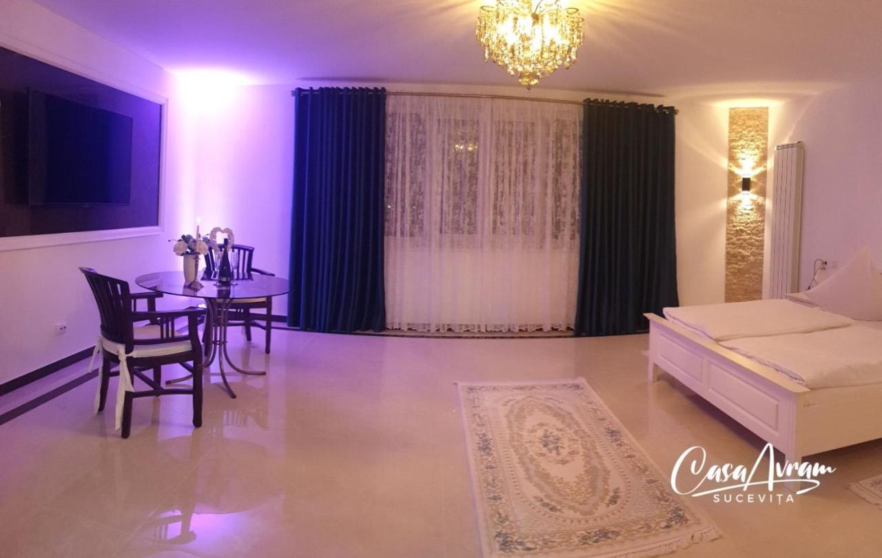 Hotel Casa Avram à Sucevita Extérieur photo
